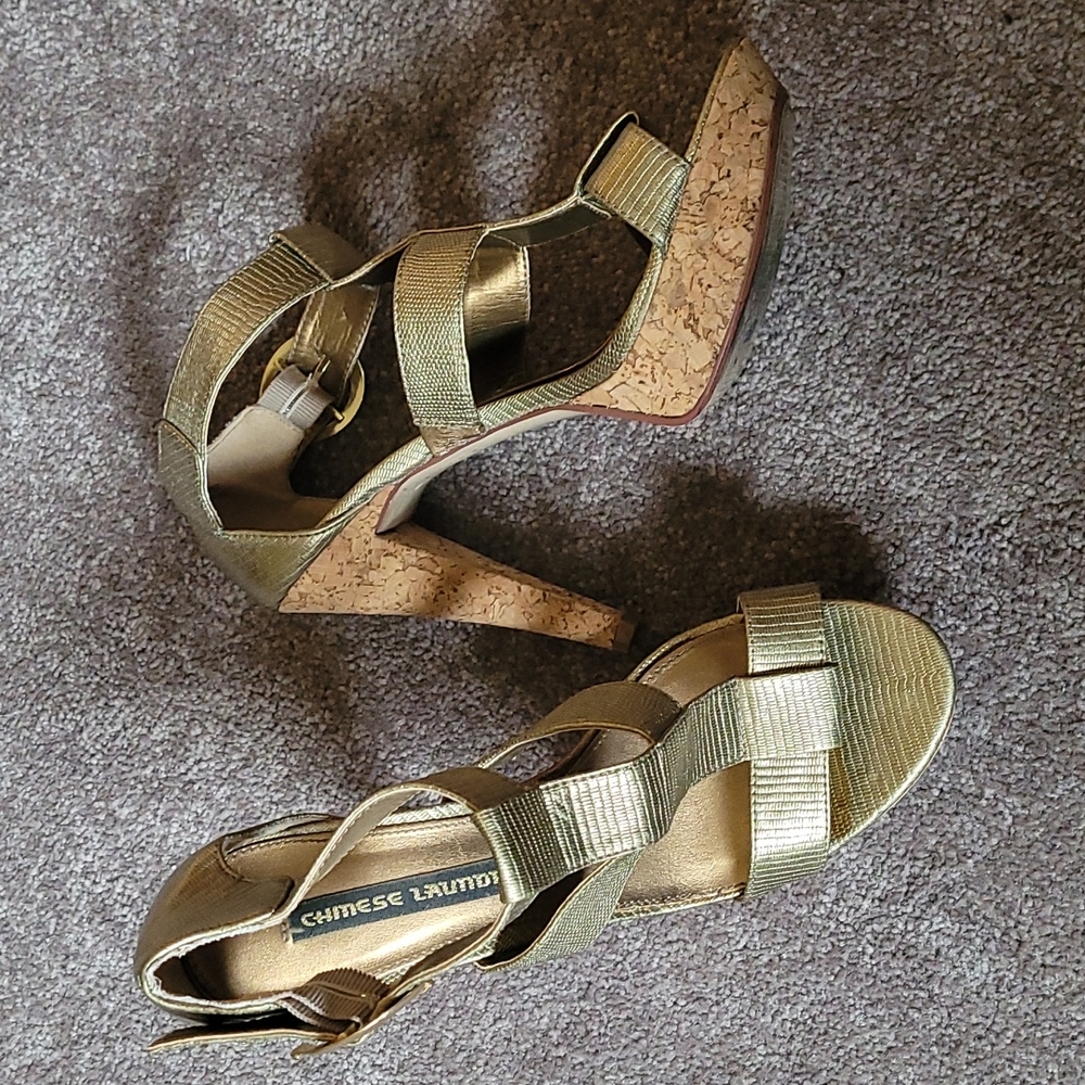 Chinese laundry Heels